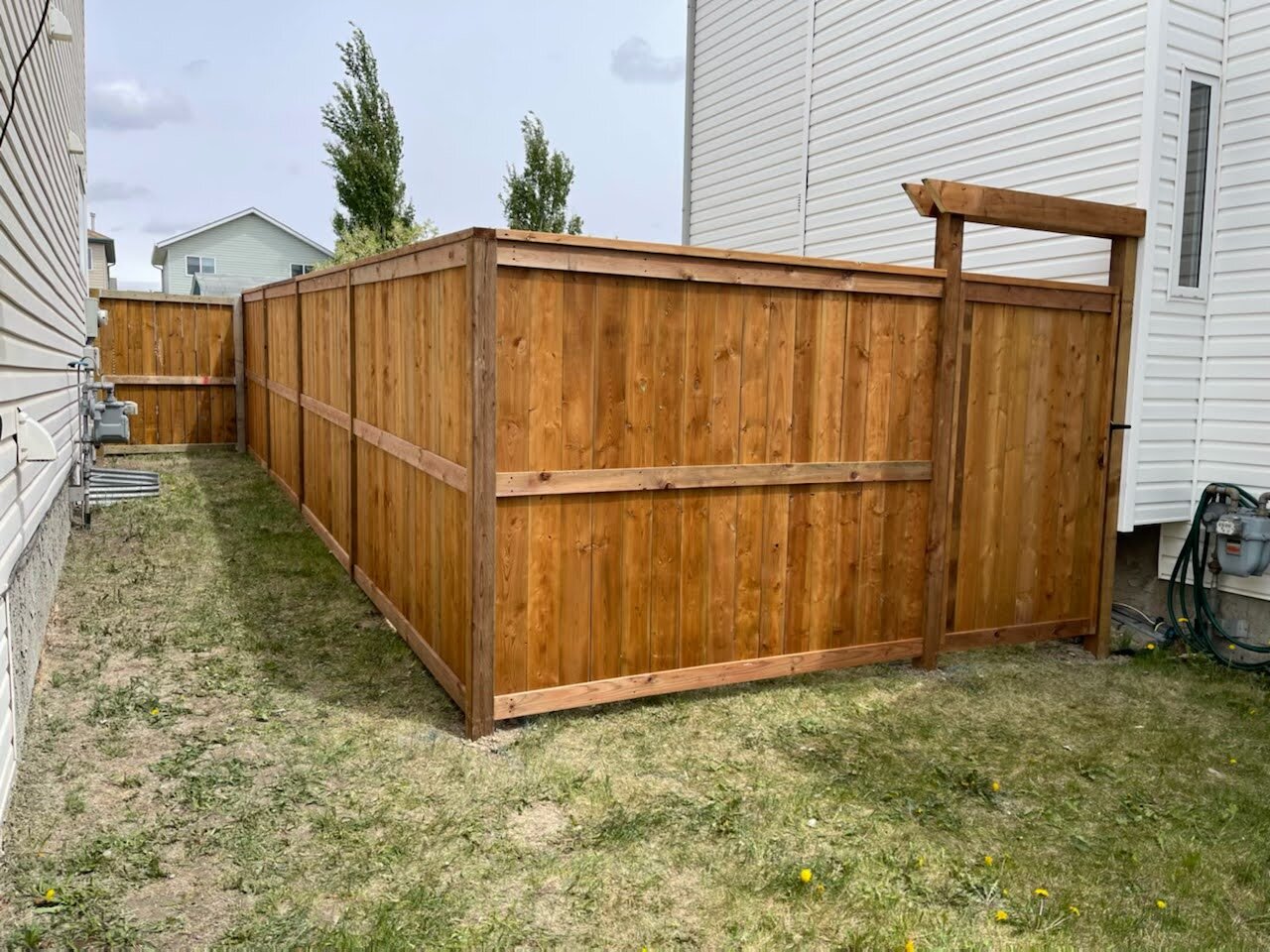 Wood fence