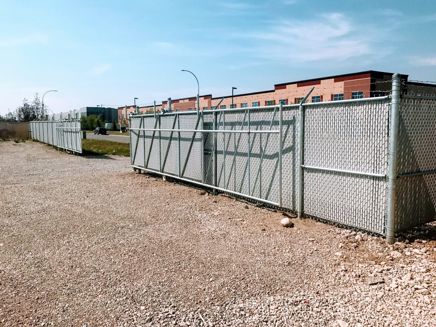 Commercial chain link fence