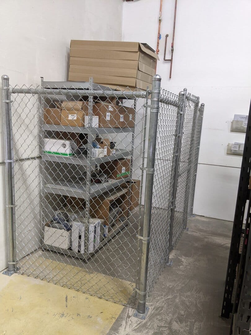 Indoor chain link storage cage