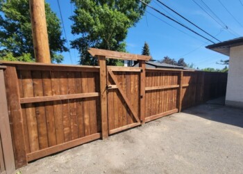 Wood fence